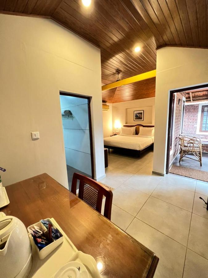 Abad Harmonia Ayurvedic Beach Resort Kovalam Eksteriør bilde