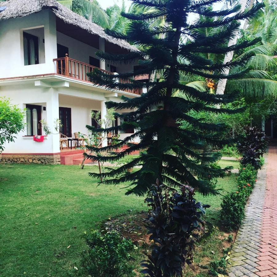 Abad Harmonia Ayurvedic Beach Resort Kovalam Eksteriør bilde